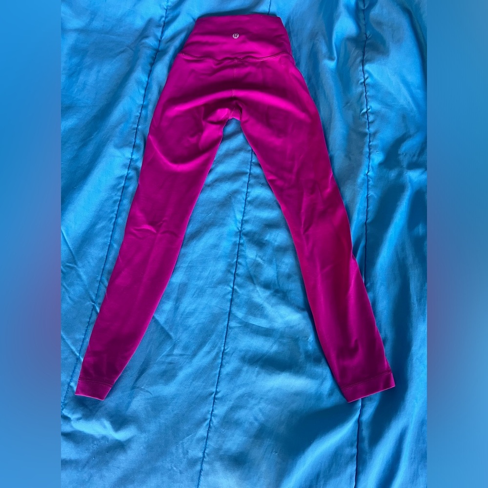 Lululemon ripened raspberry wunder train high rise 25”